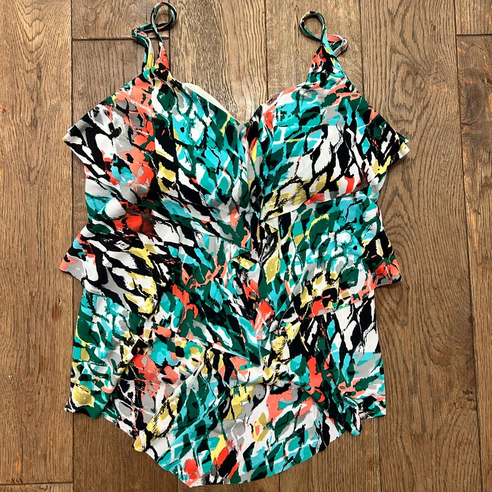 MagicSuit by MiracleSuit Tankini Top Rita Tiered Ruffled Slimming Size 14
